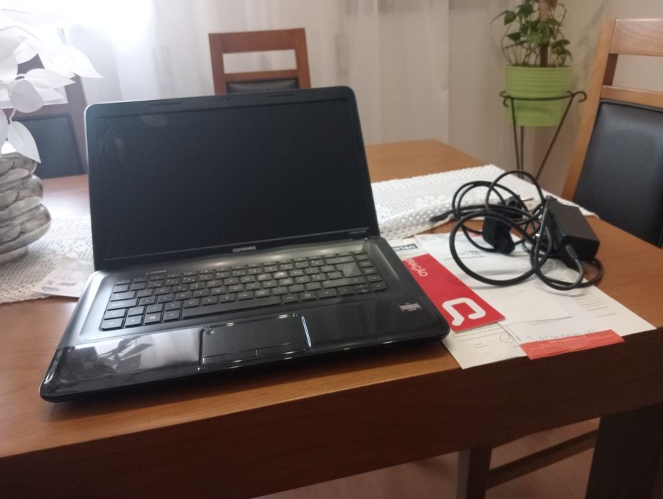 Portátil para peças