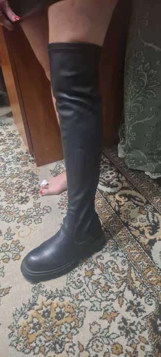 Продам шкіряні сапожки чулки