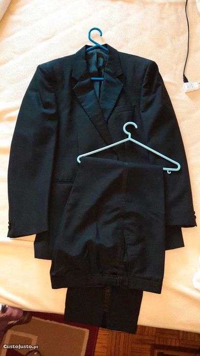 Blazer preto numero 52 com fita de cetim