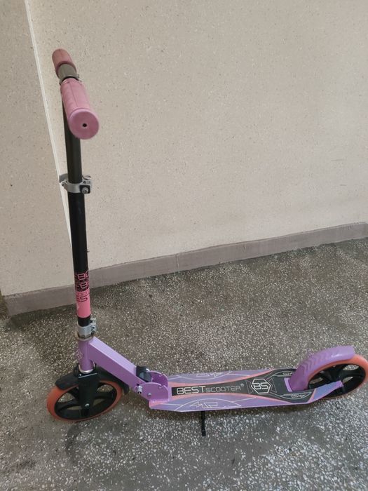 Hulajnoga dla dziewczynki