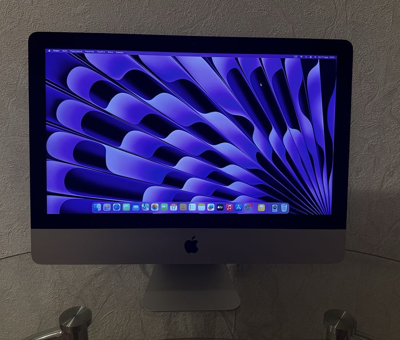 Apple iMac 2019 (Retina 4K, 21.5-inch, 1TB, i3) — гарний стан