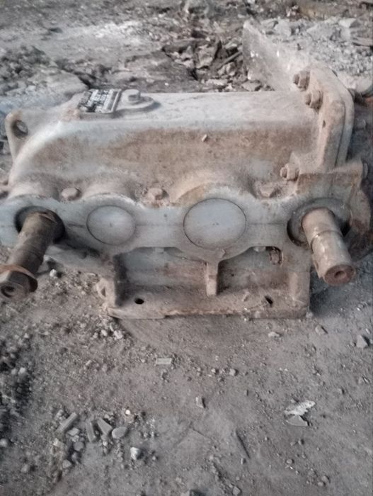 Продам редуктор цилиндрический