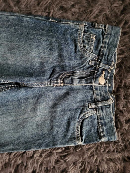 spodnie dziewczęce jeans dżinsowe na 3 -4 lata