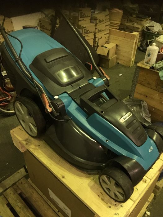 Електрична газонокосарка Gardena 42E