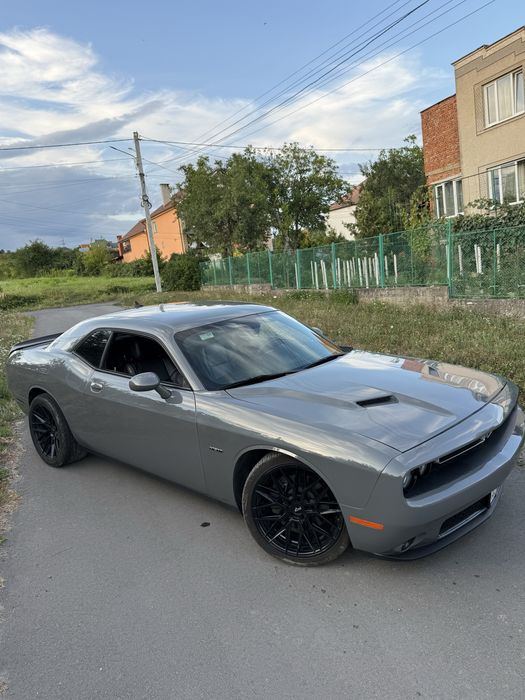 Challenger rt 2018 року, 5.7 hemi