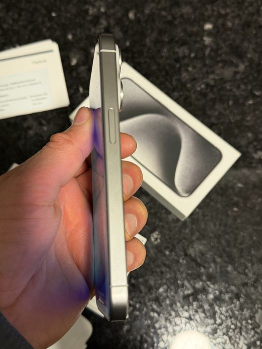 Iphone 15 Pro branco 128gb