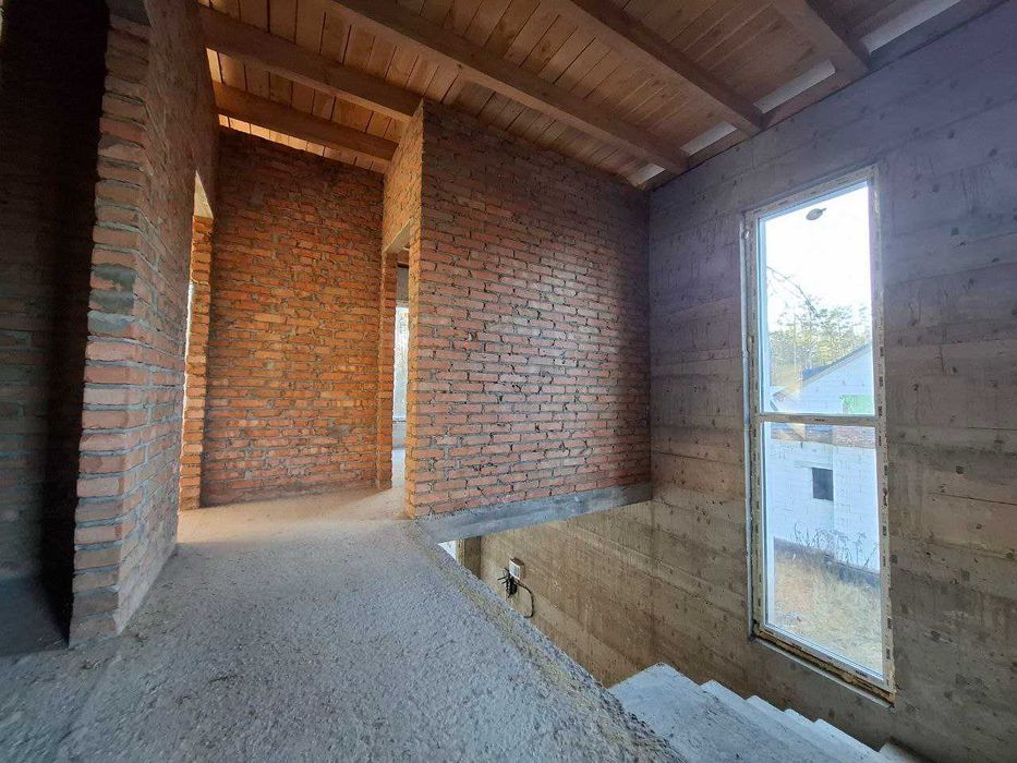 Продаж будинку з двох дуплексів 190,5м², 10 соток, вулиця М. Чалого 47а
