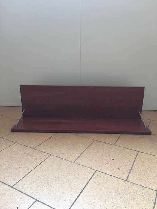 Brązowa półka wisząca