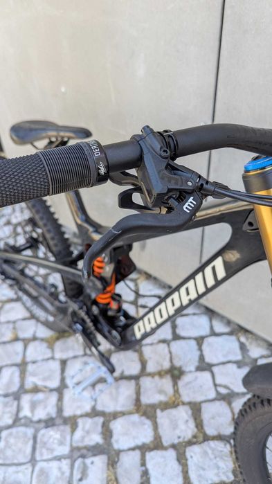 Bicicleta Propain 3 R CF como nova