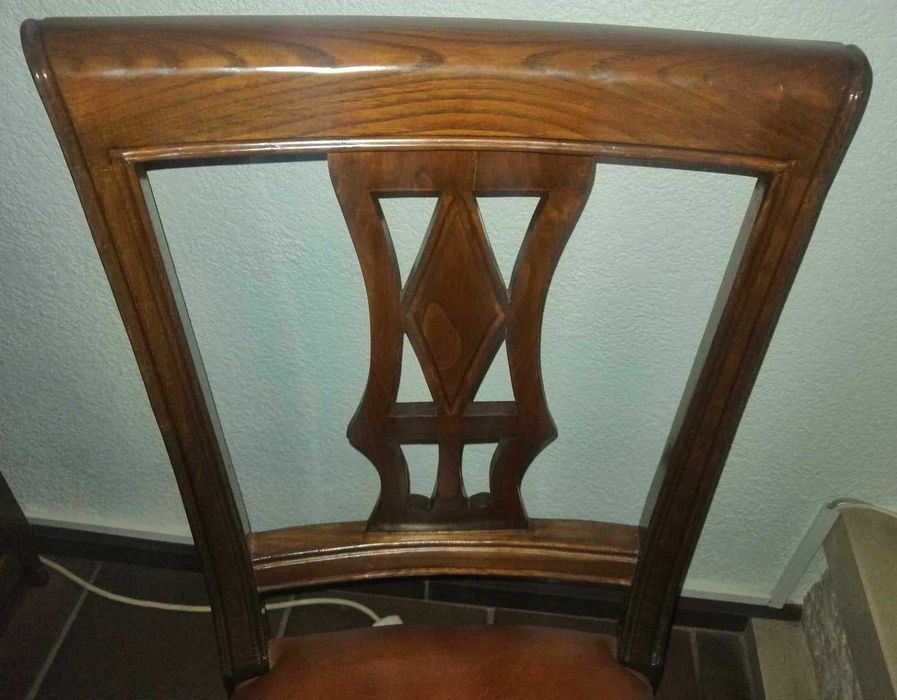 Mesa jantar extensível em carvalho maciço e 4 cadeiras em pele - NOVA