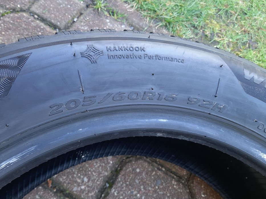2x Opony zimowe 205/60R16 Hankook Winter I*Cept RS3 / 2023r