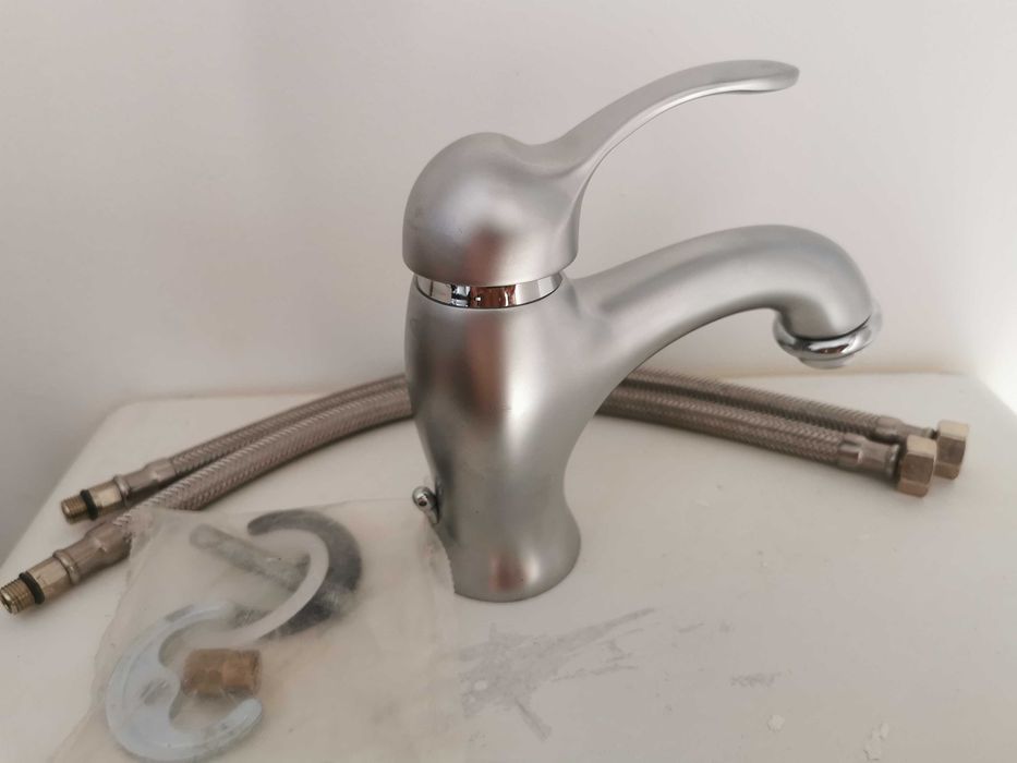 Torneira misturadora de lavatório