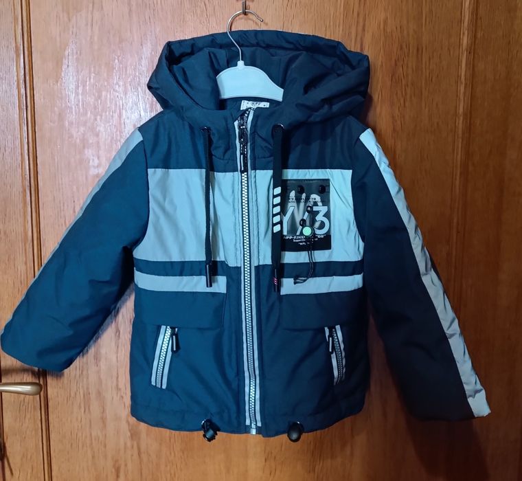 Курточка демисезонная 98 размер