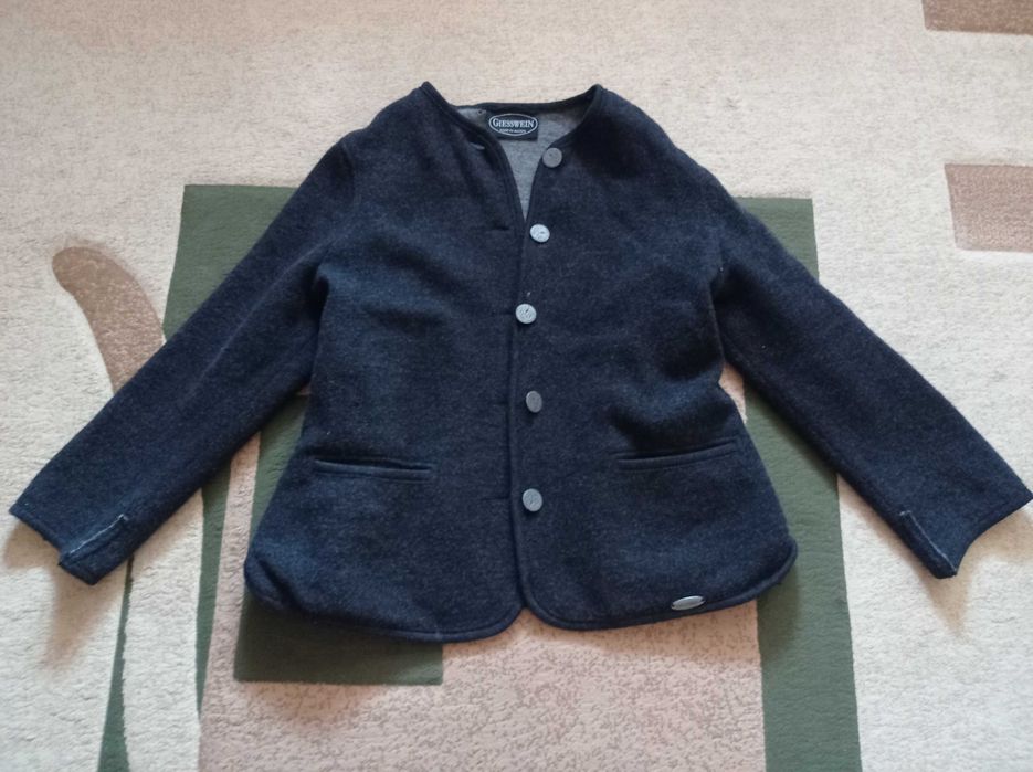 Продам чоловічі брюки та 2 жіночі кофти в гарному стані