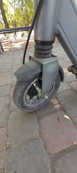 Продам свій електро самокат THE-URBAN