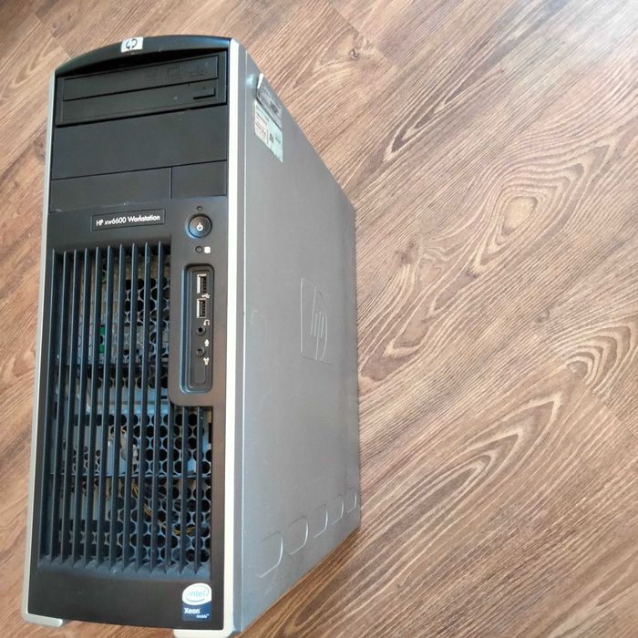 KOMPUTER HP xw6600 workstation komplet