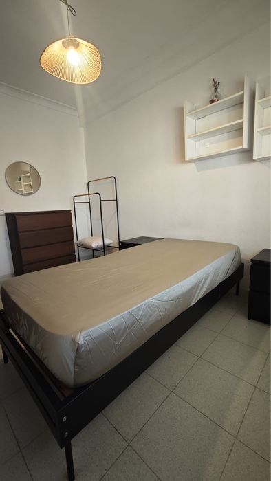 Alugo quarto no Barreiro
