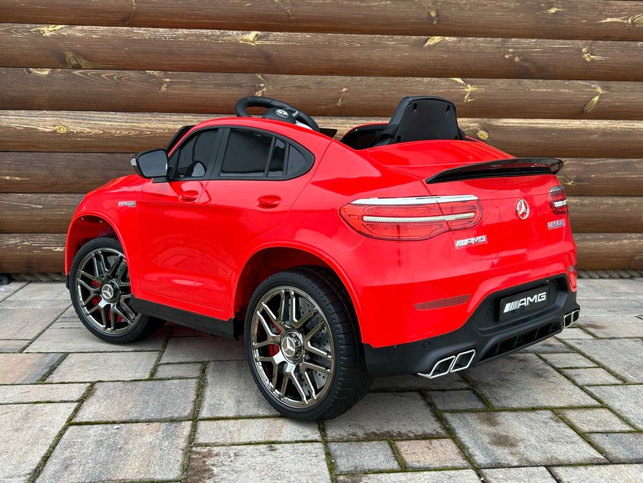 Auto na akumulator Mercedes GLC 2x45 Watt Miękkie koła Pilot Skóra