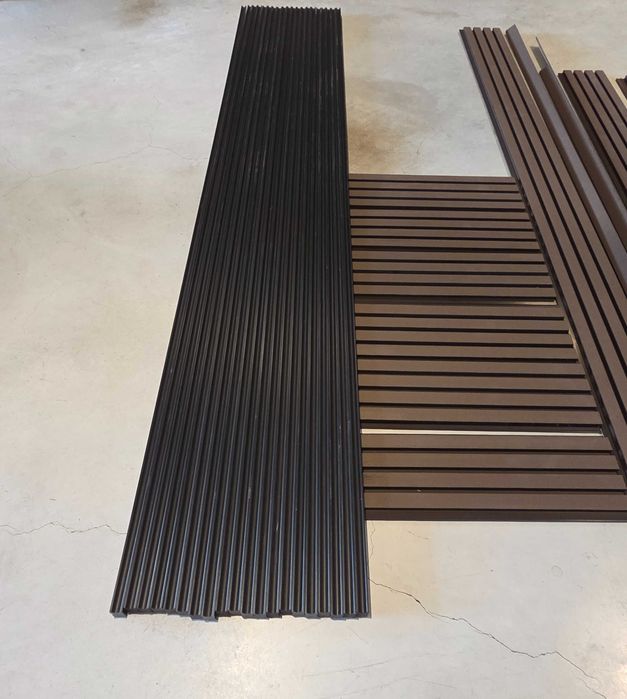 Resto de peças Ripado 20 Travessas p/ Aplicação de Ripado Exterior WPC 2900x40x25MM