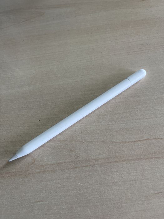 Prawie nowy apple pancil USB-C