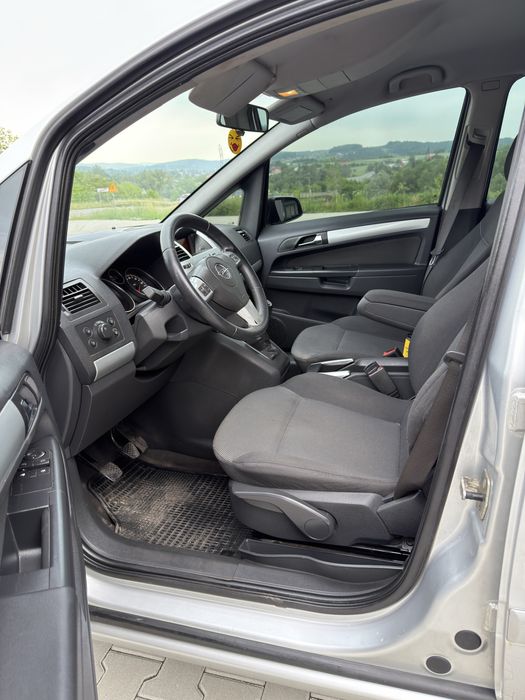 Opel Zafira 2010