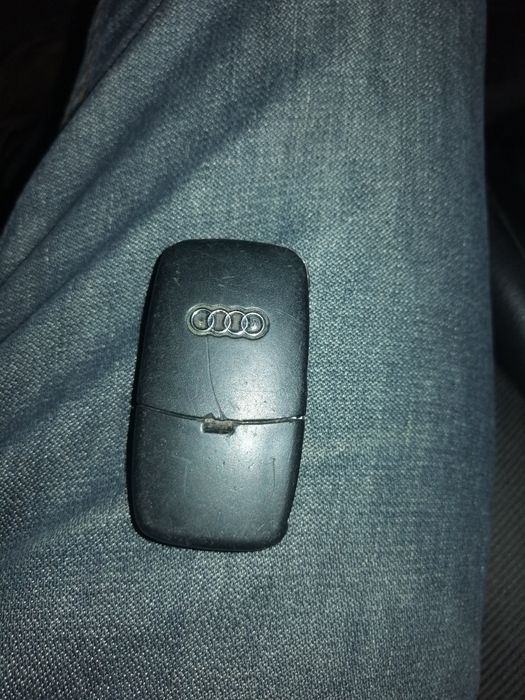 Comando audi usado