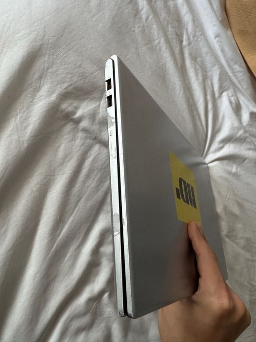 Asus VivoBook 15