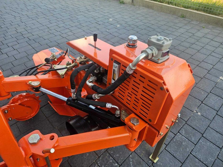 Glebogryzarka podkoronowa MIKANN RTL-50, glebogryzarka sadownicza, JAPAN TRAK