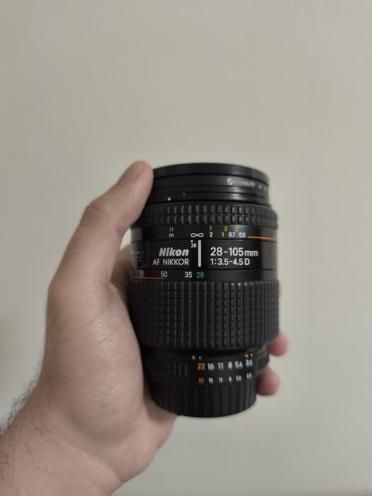 Nikon D610 Full Frame – Apenas 25.925 disparos – Excelente estado