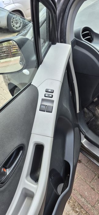 Toyota Yaris 2009r.