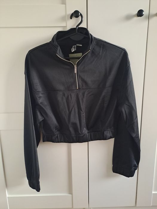 Dwie bluzy z długim rekawem