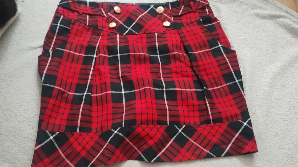 Spódnica w kratę