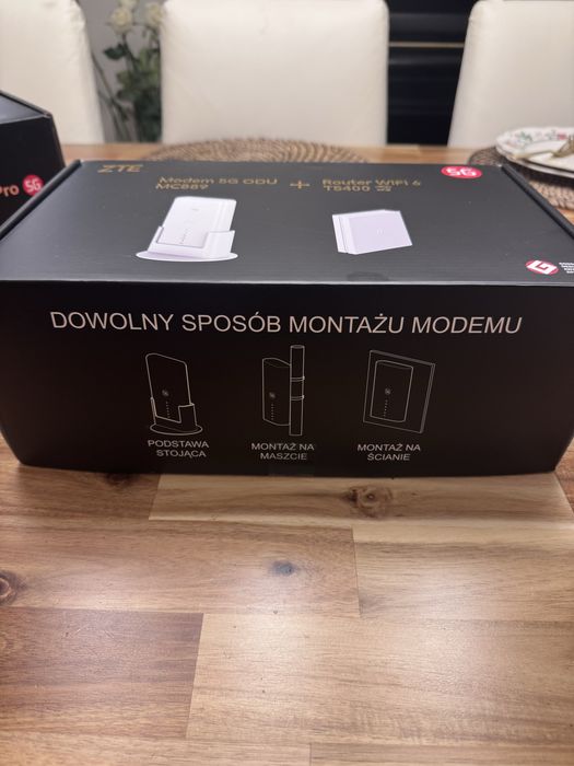 ZTE modem 5G ODU MC889 + Router WiFi 6 T5400
