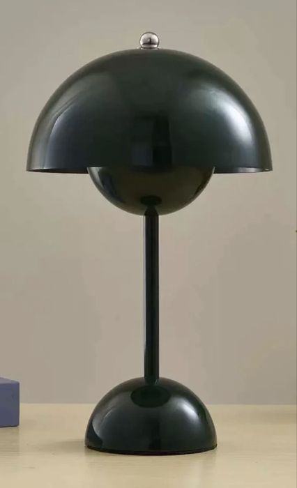 Lampka stojaca w stylu dunskim metalowa