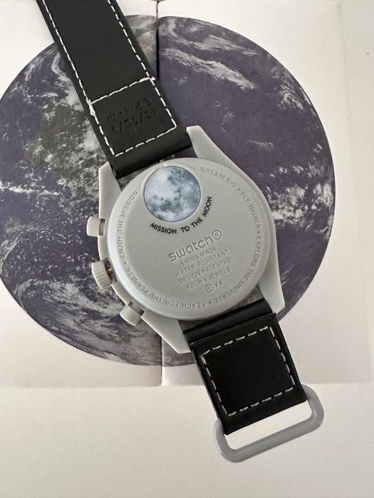 Omega x Swatch Mission To EarthPhase