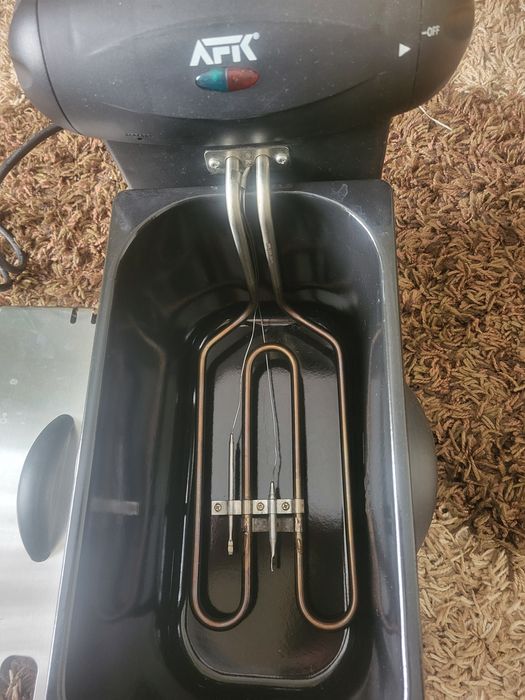 Електрична. фритюрниця