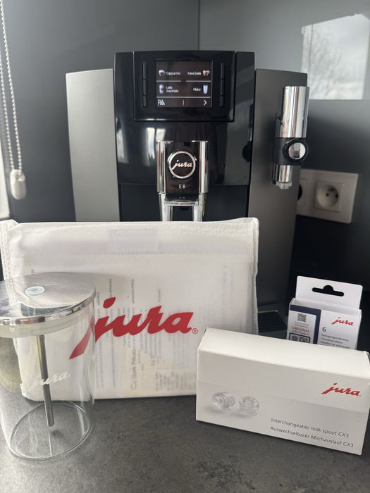 Ekspres do kawy Jura e8