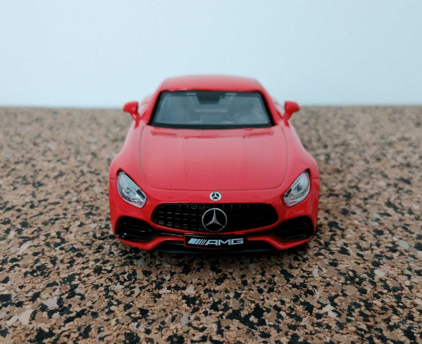 Mercedes-Benz AMG GT S (escala 1/32)