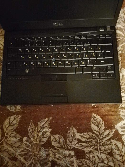 Dell Latitude E4300 в гарному стані