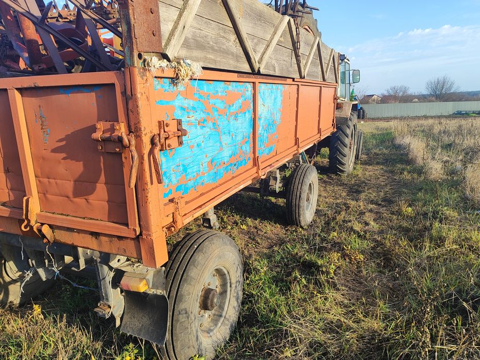 Продам трактор ЮМЗ 6. (прицеп, плуг, опрыскиватель)