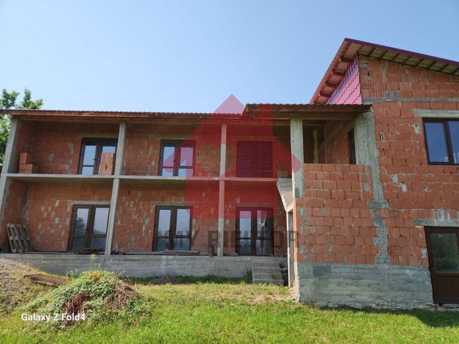 Продаж готельно-ресторанного комплексу Велятино.