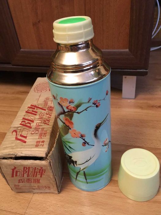 Термос китайський, новий 860мл.