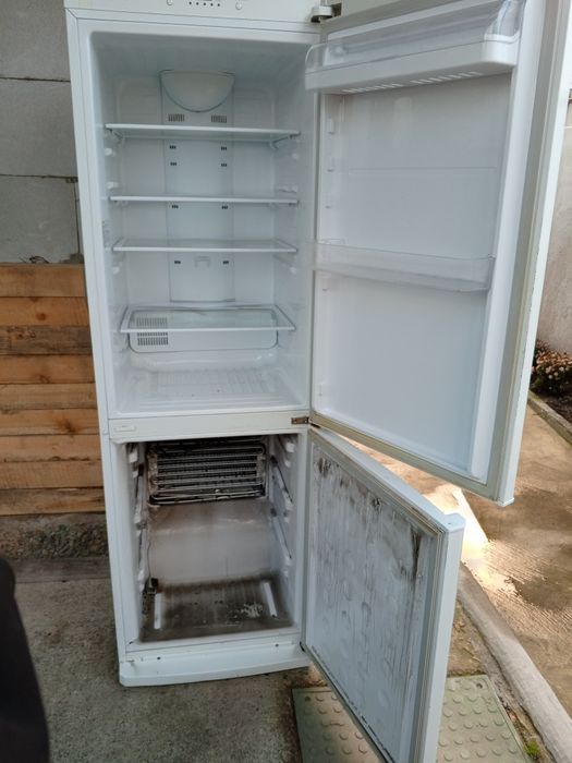 Холодильник Samsung No Frost