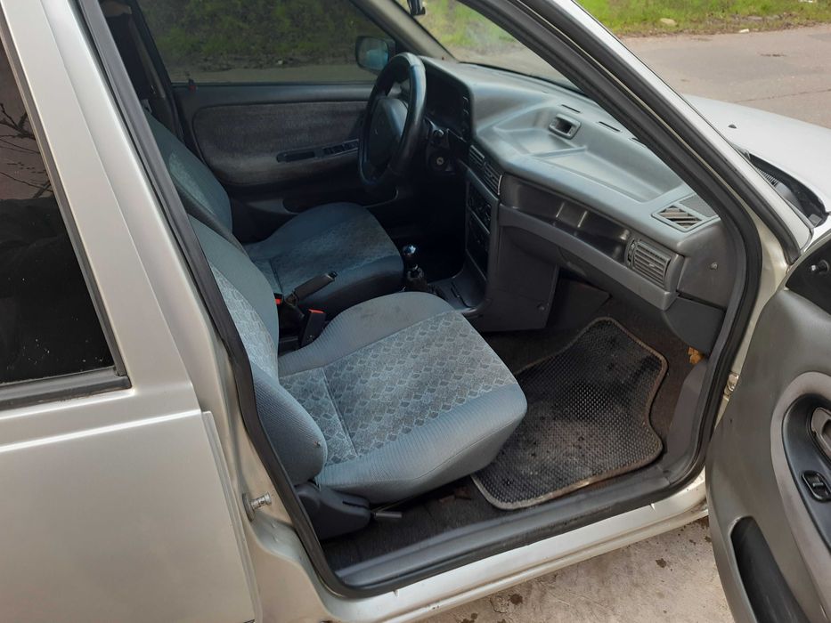 Продам Daewoo Nexia в нормальном состоянии