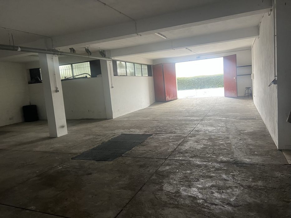 Garagem/ Peq. Armazem