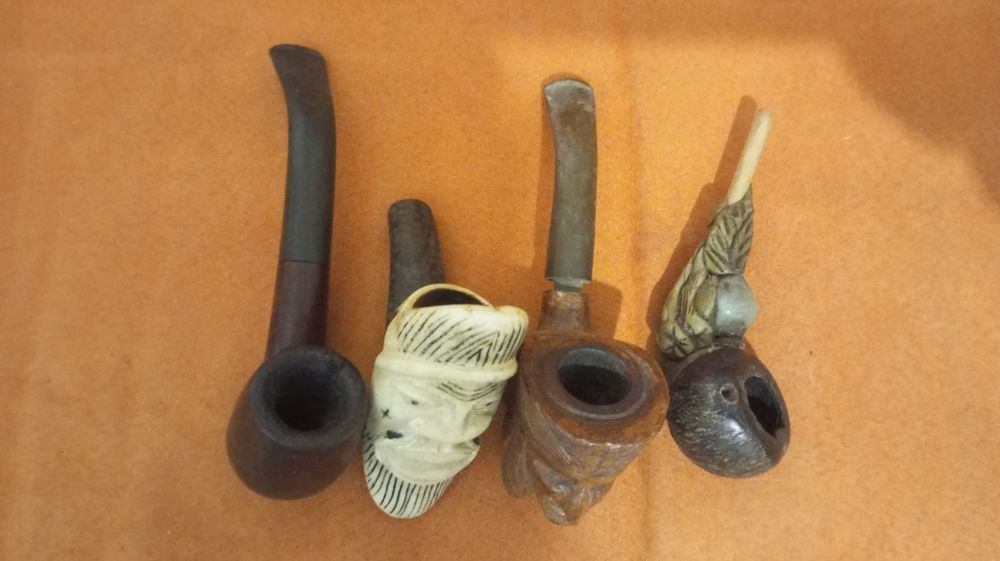 Coleção quatro cachimbos antigos trabalhados material nobre