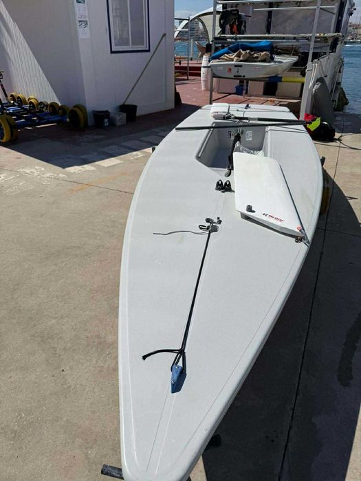 Lódka klasy laser (ilca)