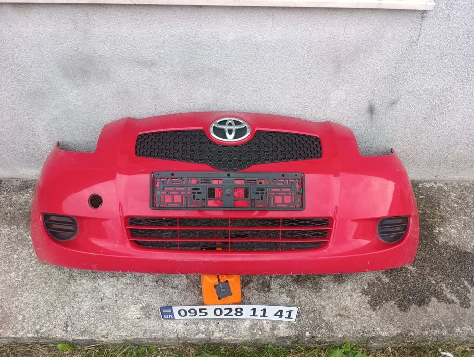 Бампер Toyota Yaris 2 ,Тойота Яріс 2 бампер передній
