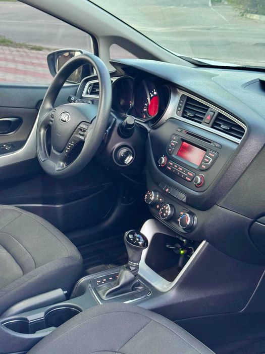 Kia Ceed 2018 1.6 Акпп 66т км пробег ! Состояние НОВОЙ машины !
