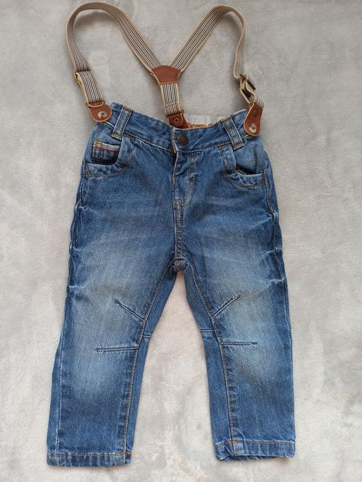 Spodnie jeansowe na szelki